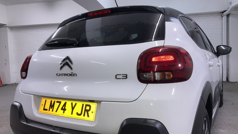 Citroen C3 1.2 PureTech 110 Plus 5dr EAT6 Petrol Hatchback